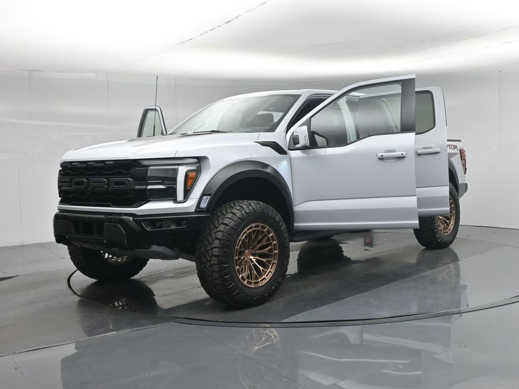 Used 2025 Ford F150 Raptor image 34