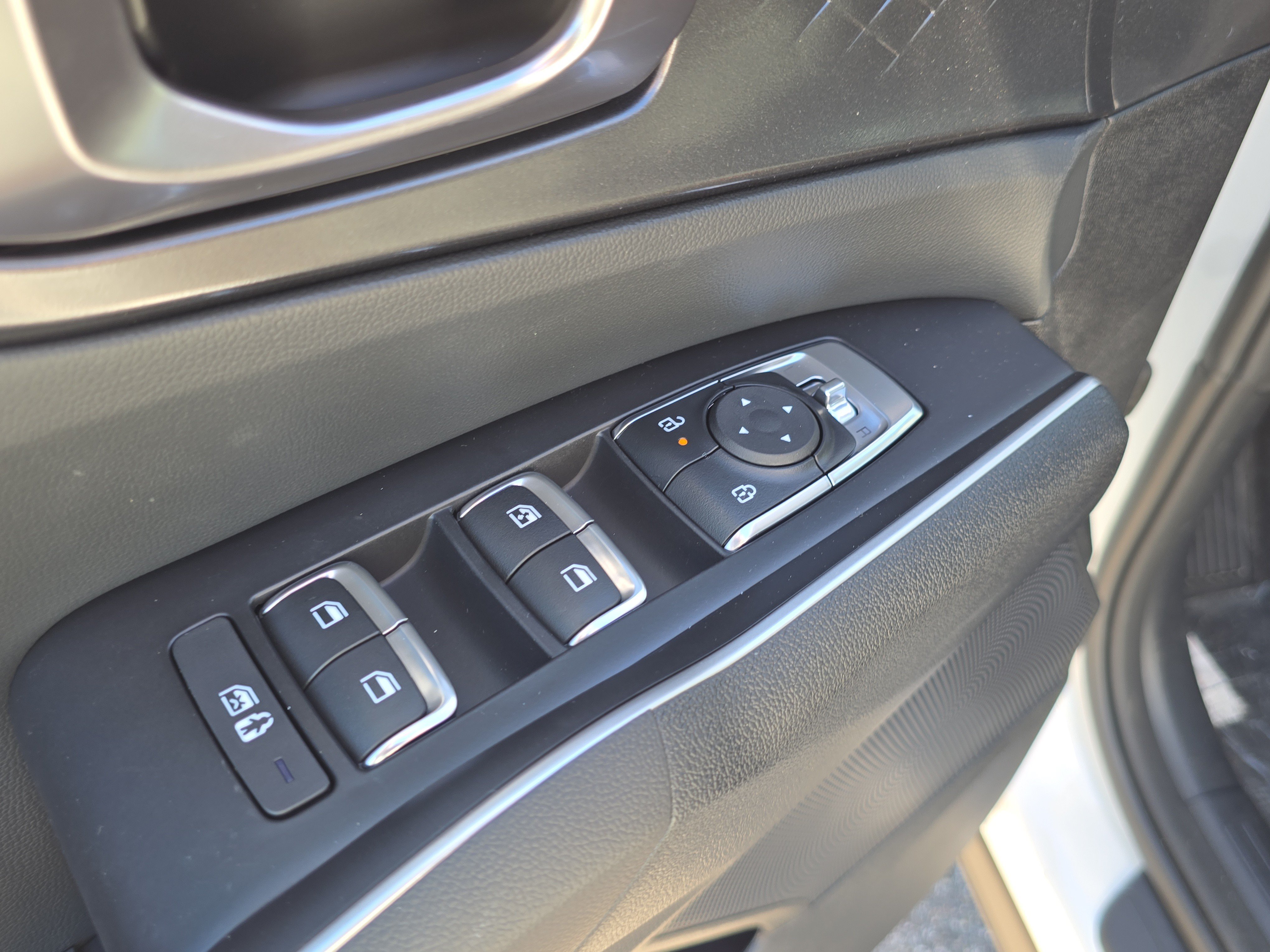 New 2026 Kia Sorento LX FWD image 18