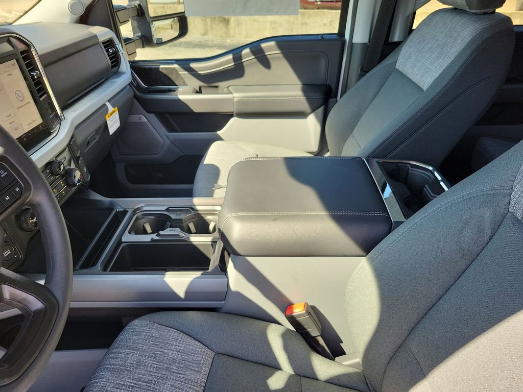New 2026 Ford F250 XLT w/ XLT Premium Package image 22