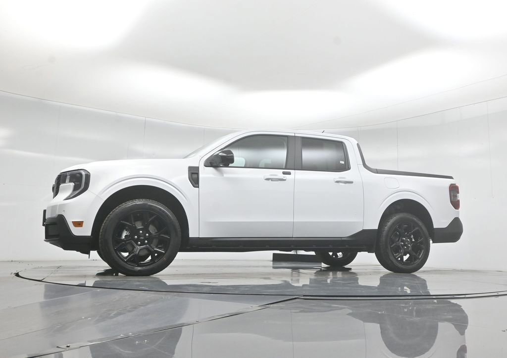 New 2025 Ford Maverick Lariat w/ Black Appearance Package image 7