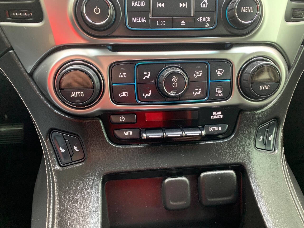 Used 2016 Chevrolet Tahoe LT image 29