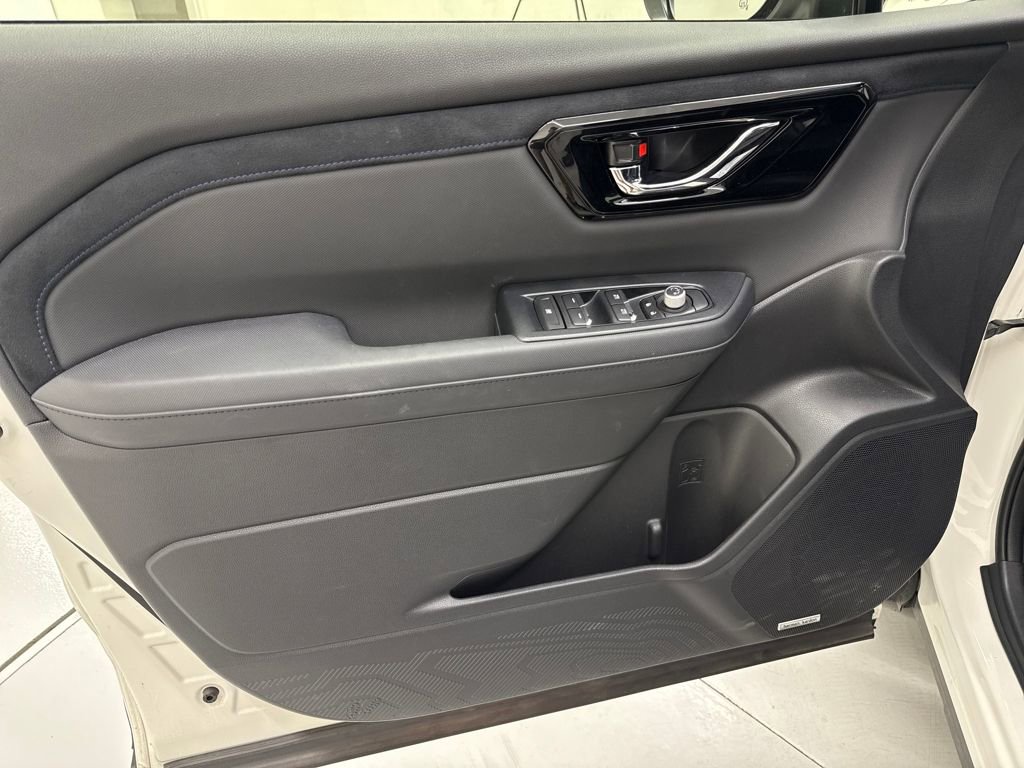 Certified 2025 Subaru Forester Limited image 11