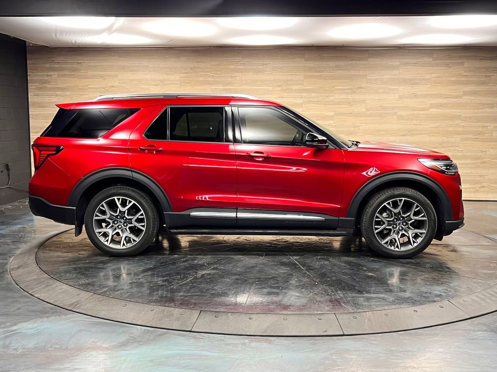 Used 2025 Ford Explorer Platinum w/ Ultimate Package image 31