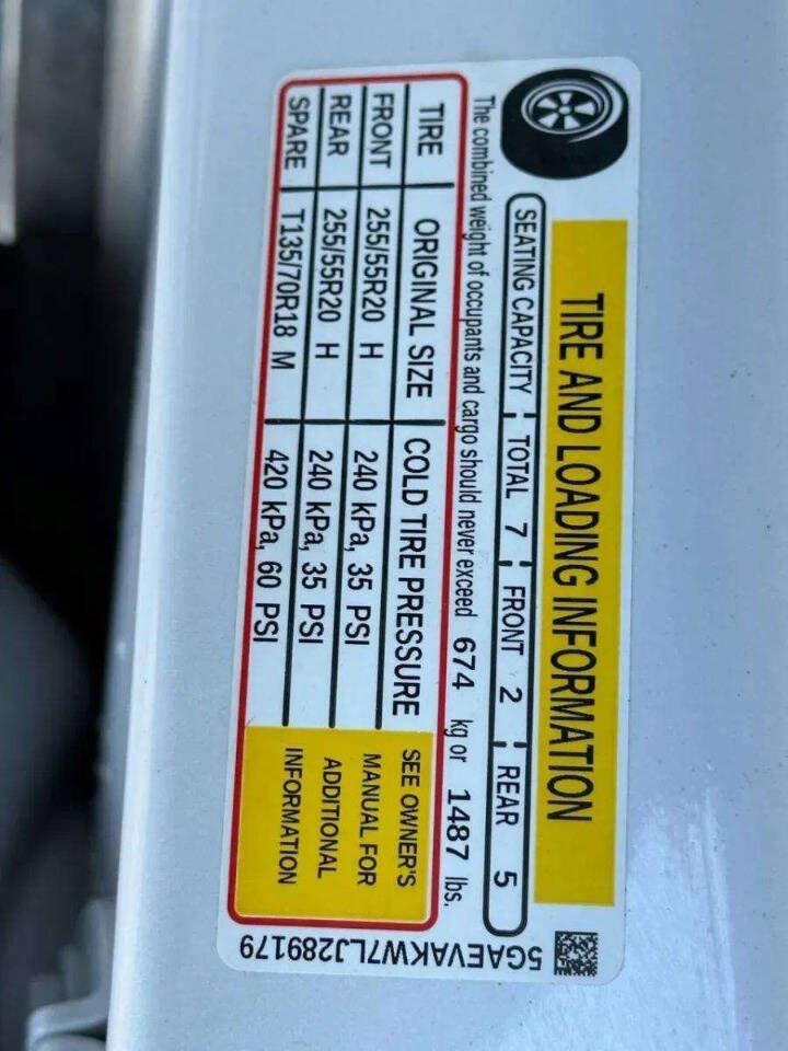 Used 2020 Buick Enclave Essence w/ Sound and Sites Package AWD/4WD image 62