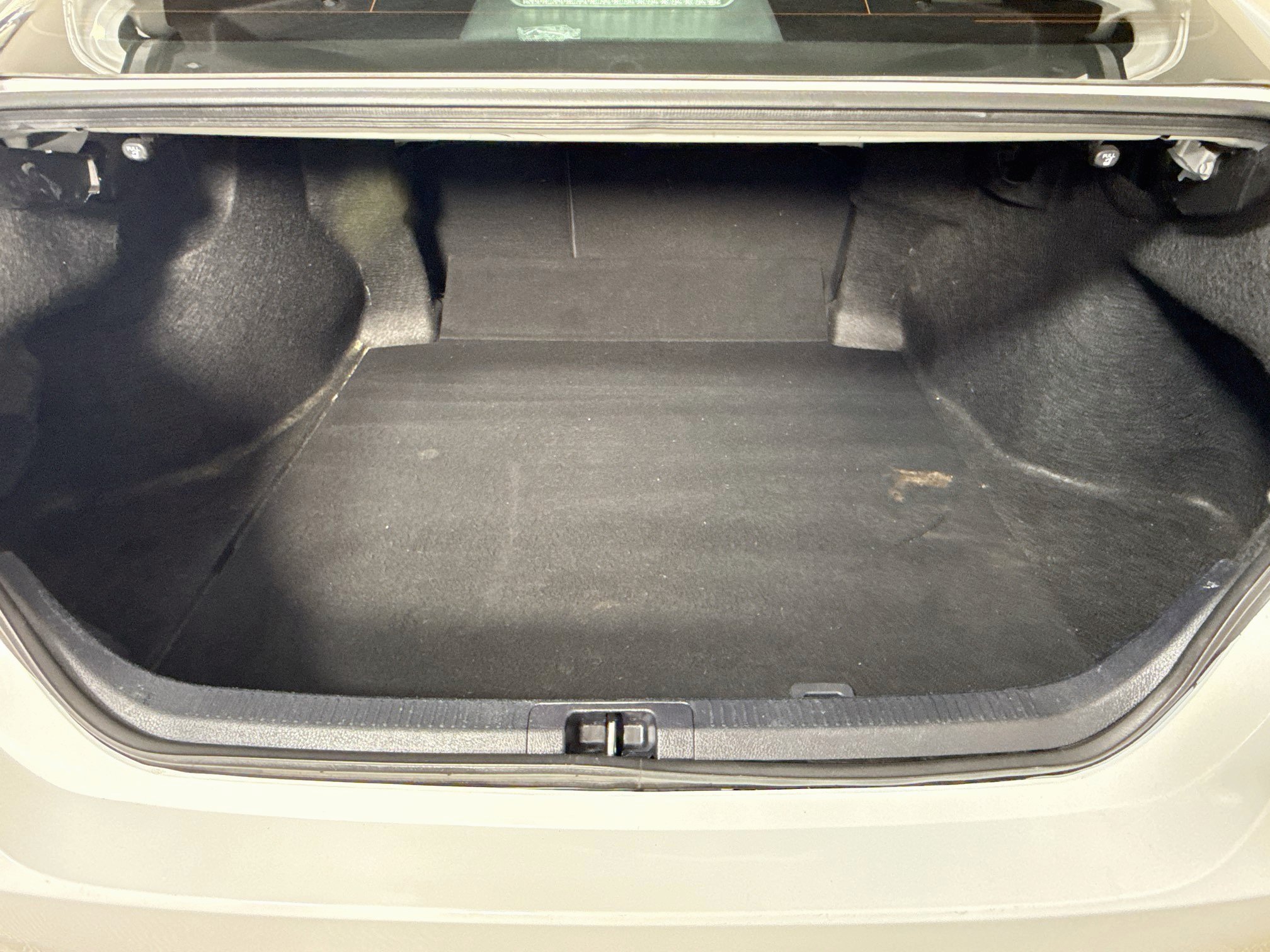 Used 2023 Toyota Camry SE FWD image 35