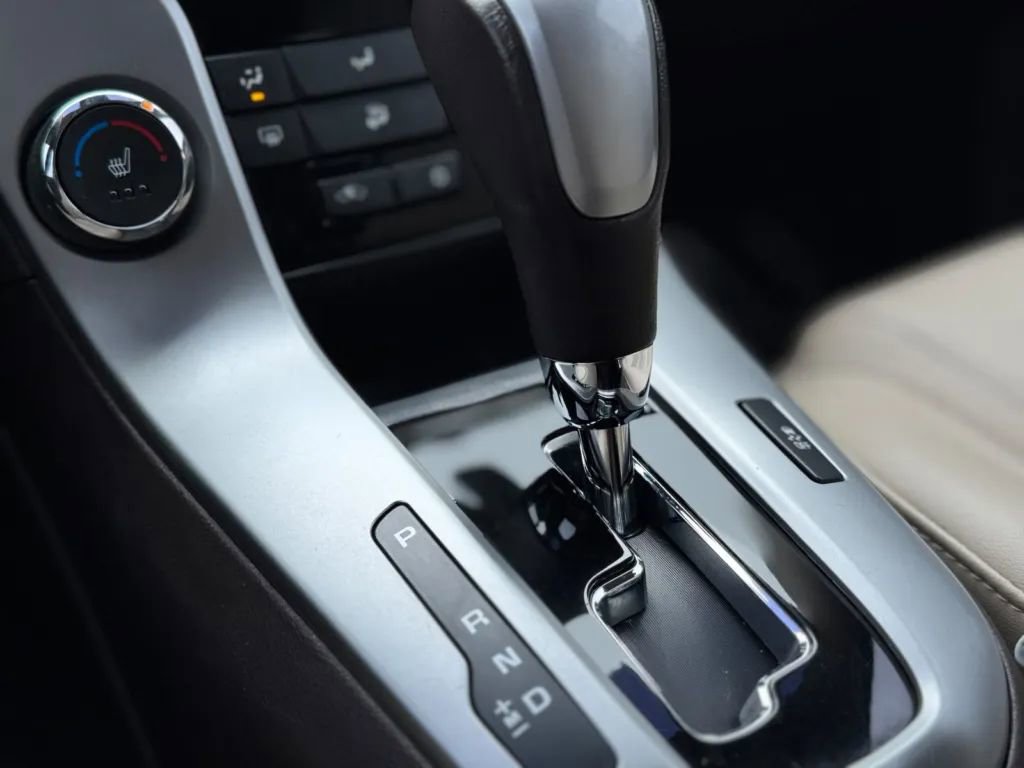 Used 2015 Chevrolet Cruze LT w/ Sun, Sound and Sport Package image 19