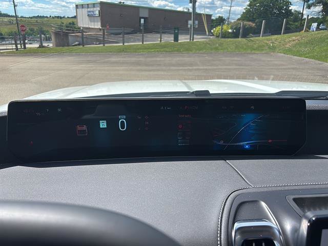 New 2026 Ford Expedition Platinum w/ Driver's Package AWD/4WD image 25