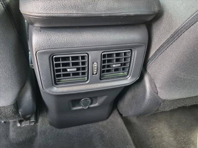 Used 2022 Toyota RAV4 LE FWD image 16
