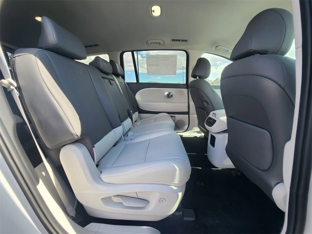 New 2026 Hyundai Ioniq 9 SEL image 12