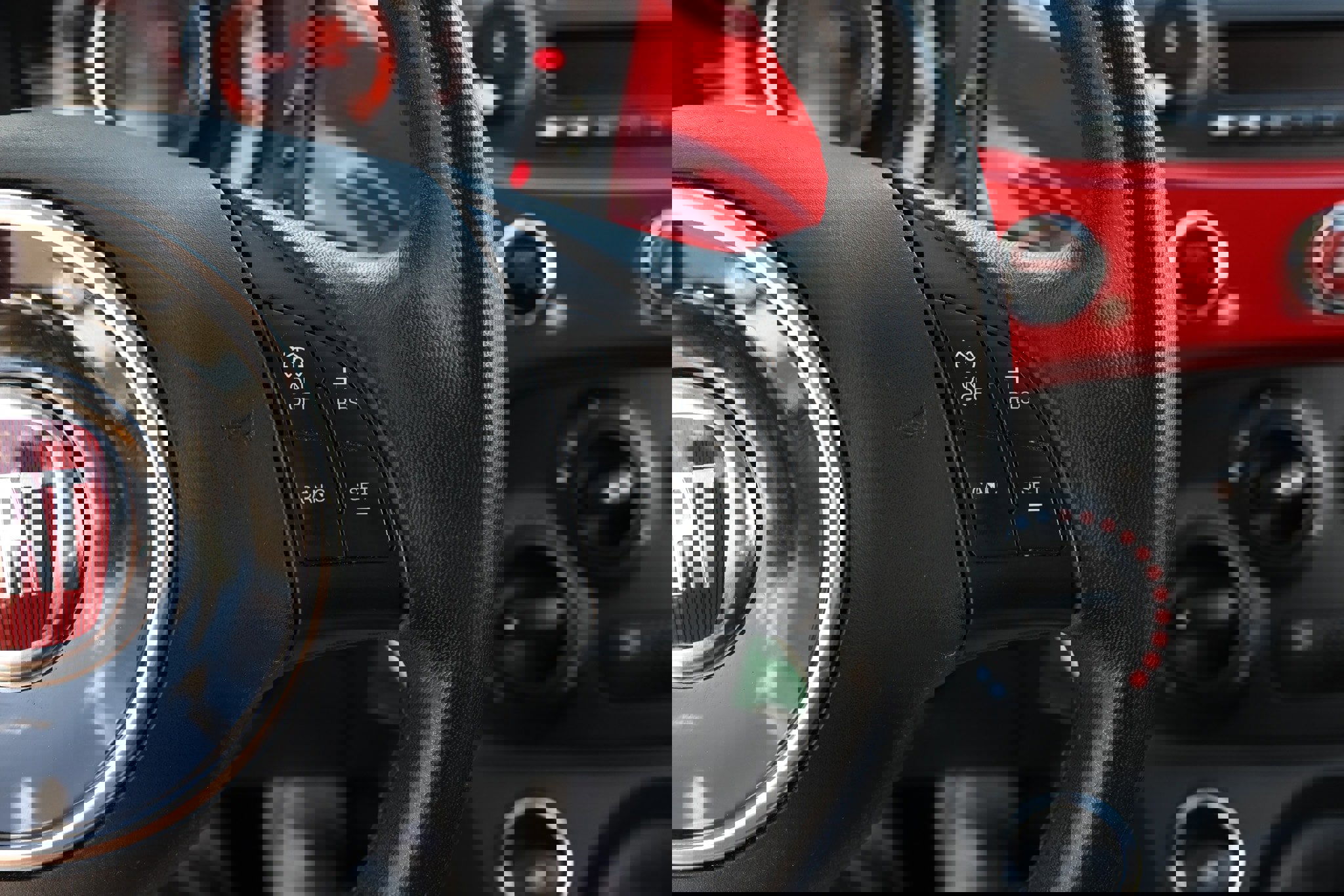 Used 2012 FIAT 500 Pop image 32