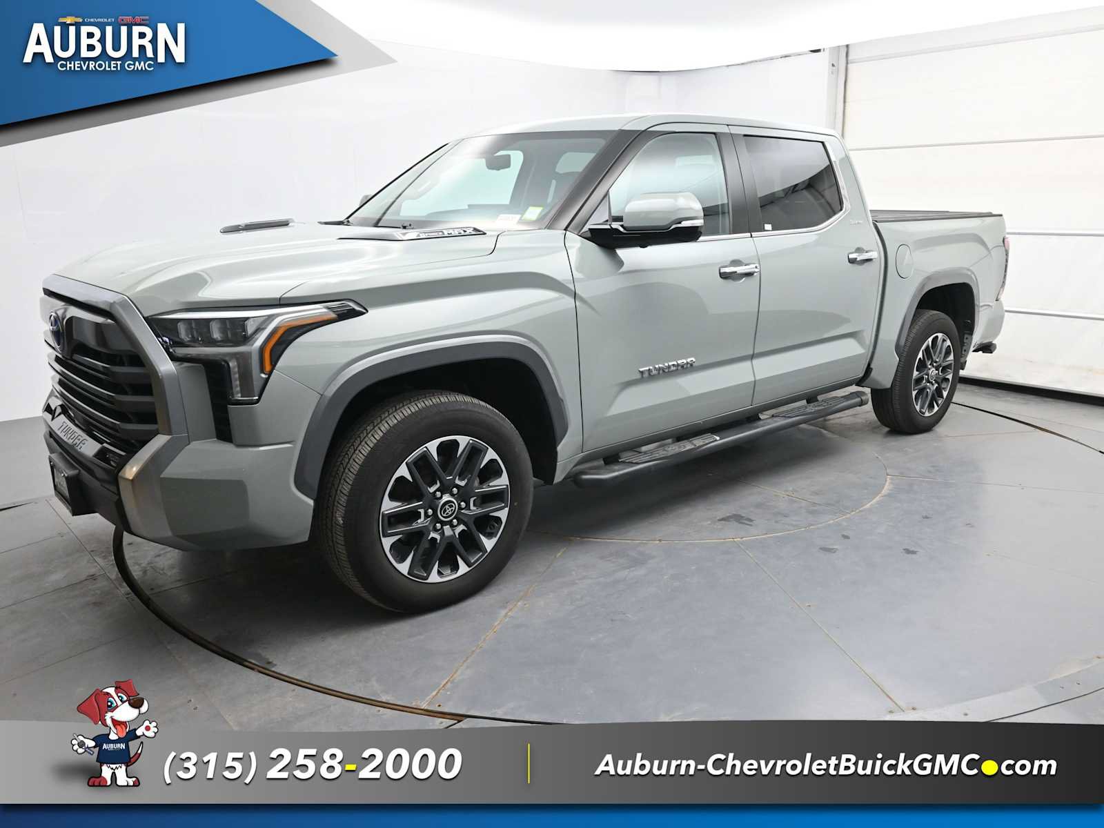 Used 2024 Toyota Tundra Limited AWD/4WD image 2