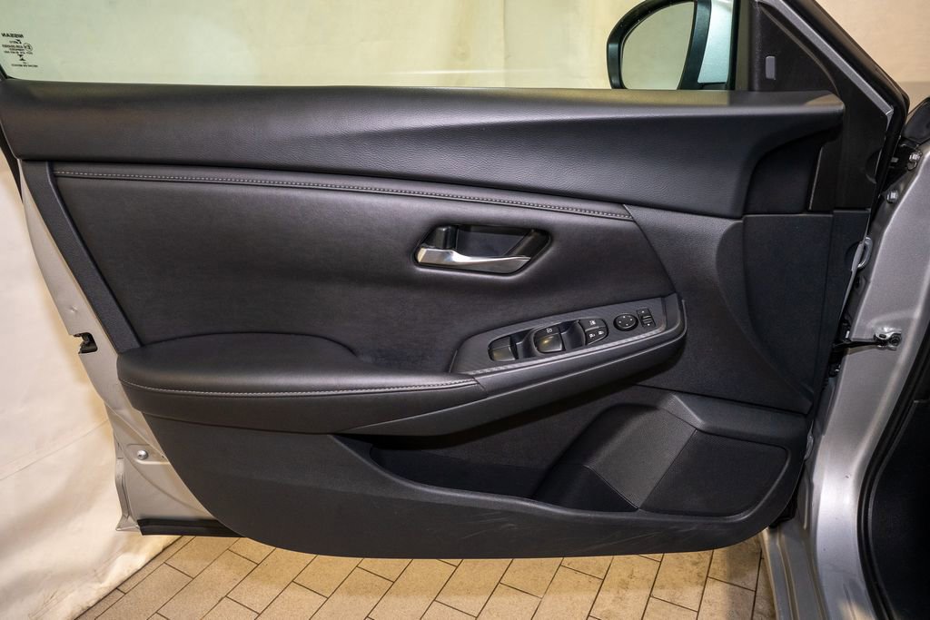 Used 2023 Nissan Sentra SV image 11