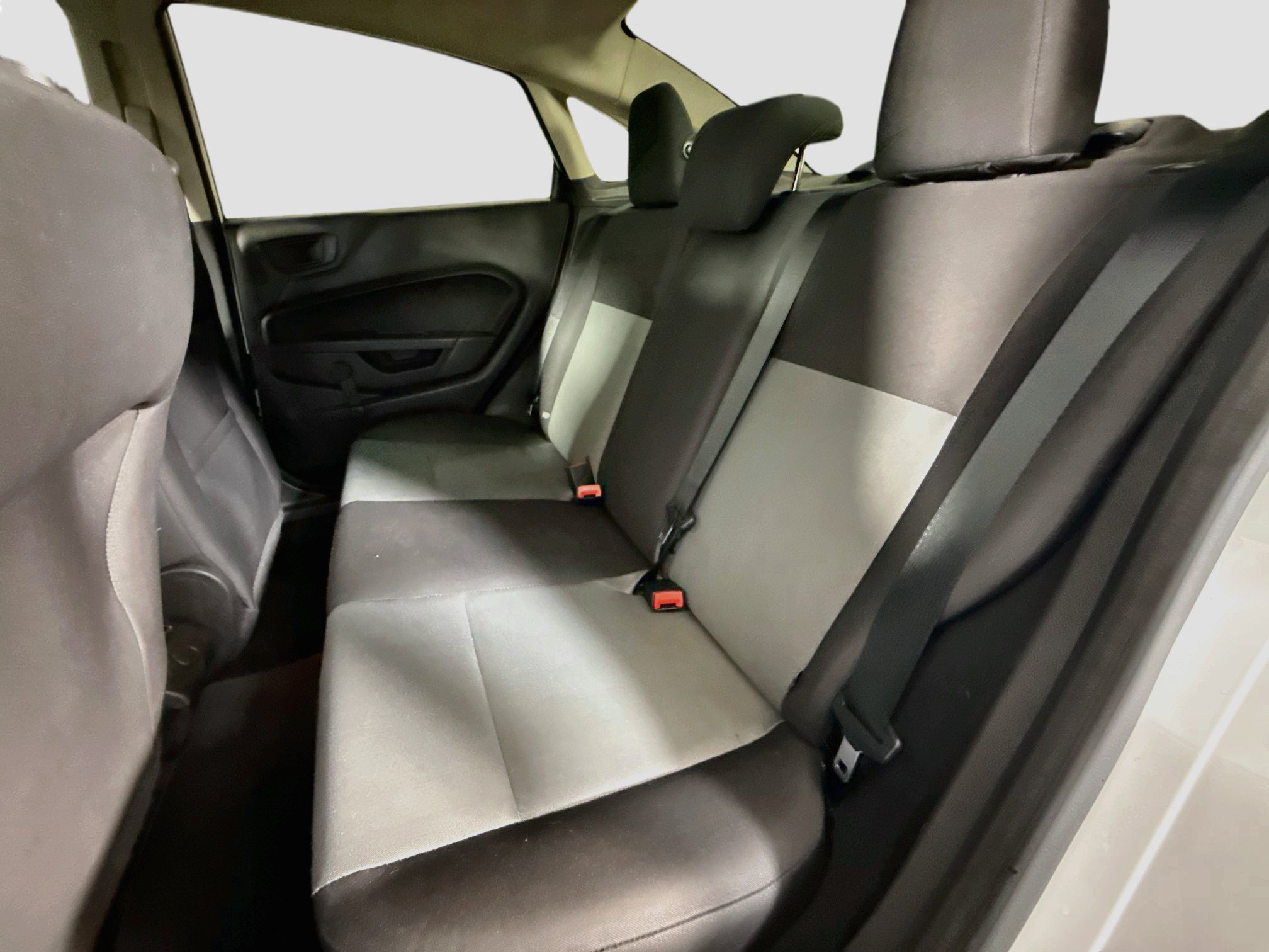 Used 2018 Ford Fiesta S FWD image 25