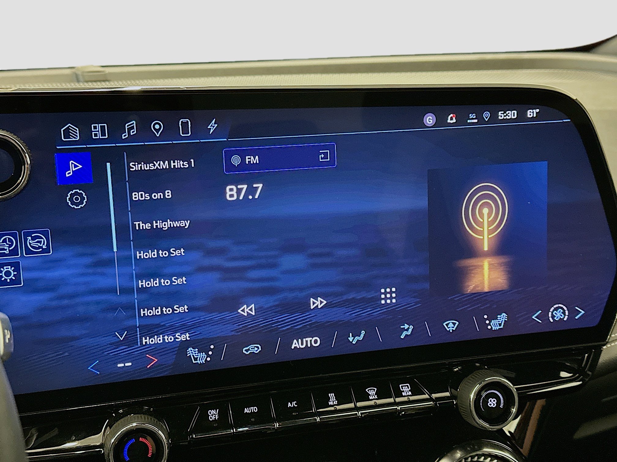 Used 2024 Chevrolet Blazer EV LT image 21