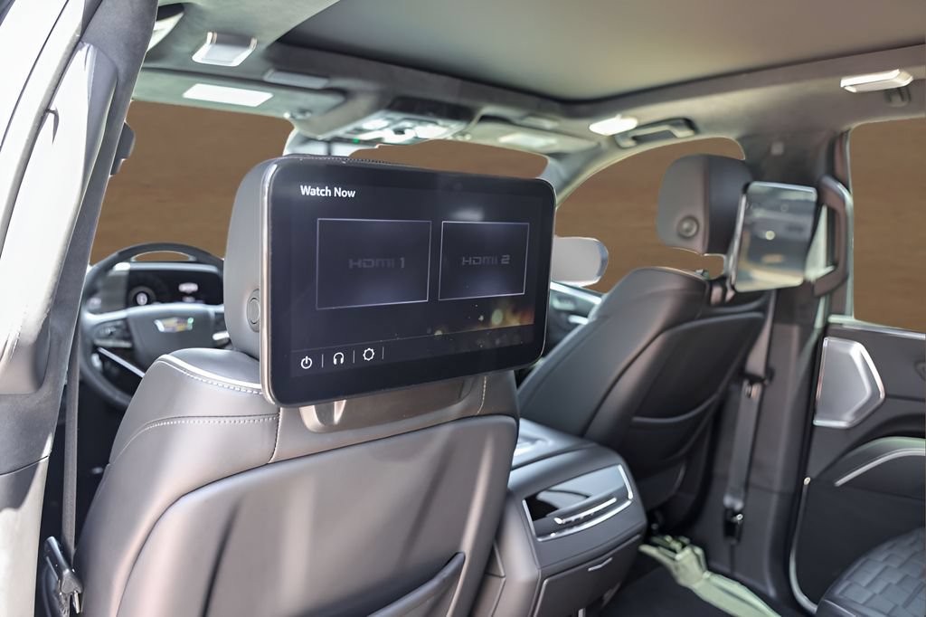 Used 2023 Cadillac Escalade Premium Luxury Platinum AWD/4WD image 26