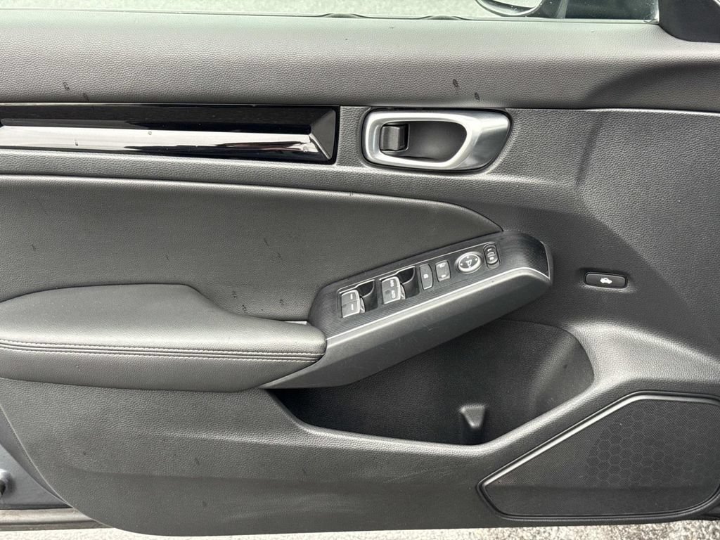 Used 2024 Honda Civic Touring image 19