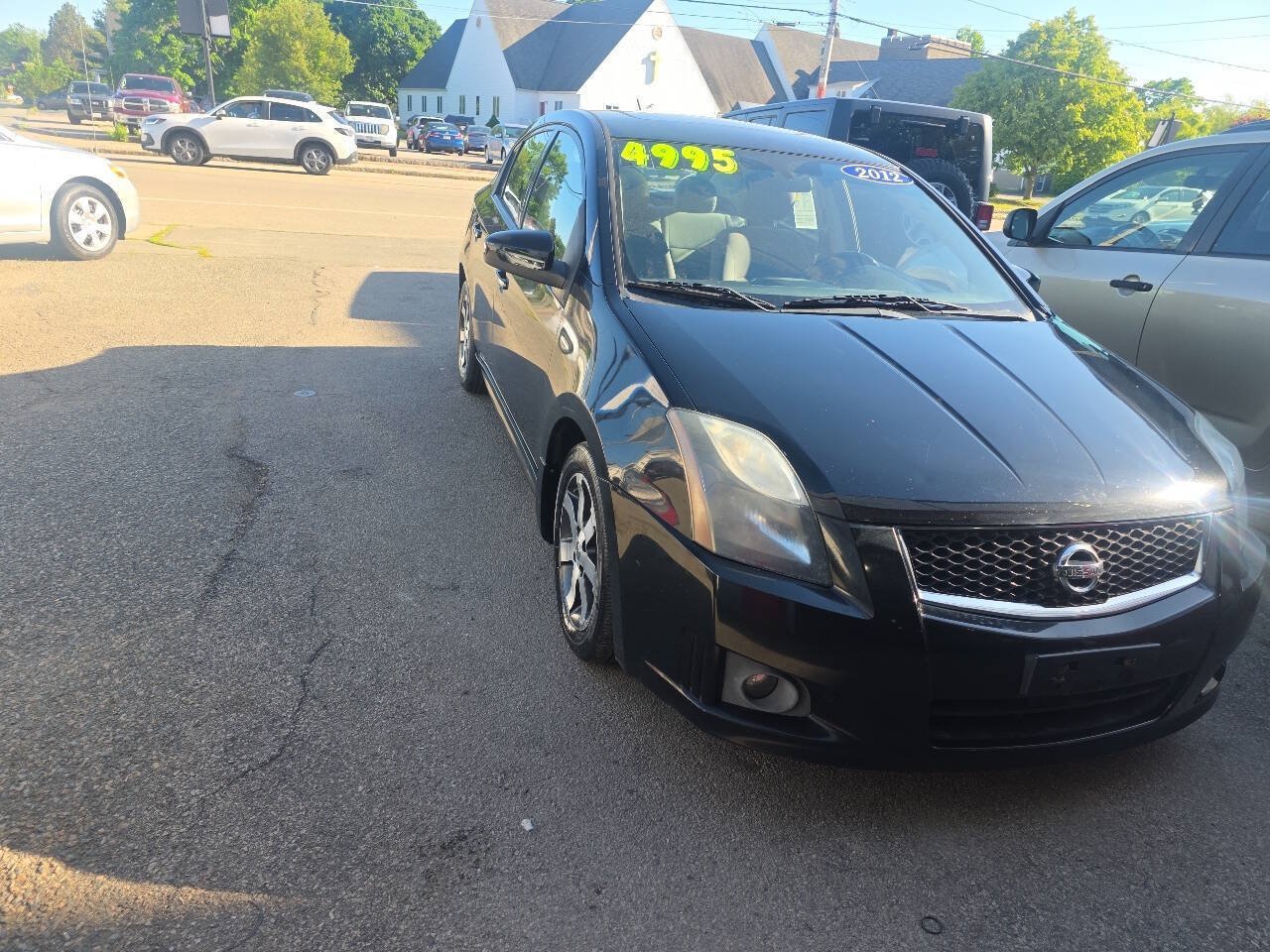 Used 2012 Nissan Sentra 2.0 SR w/ Special Edition Pkg FWD image 3