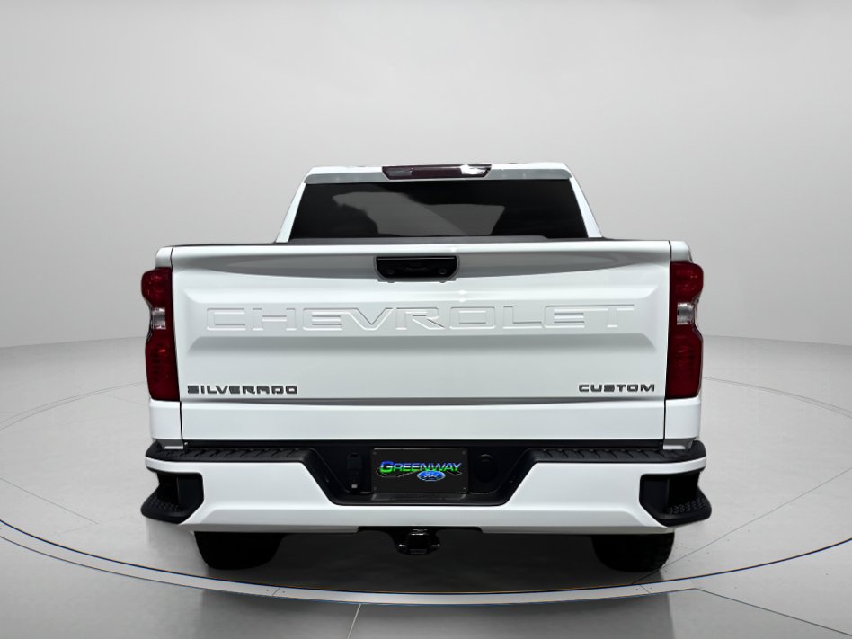Used 2024 Chevrolet Silverado 1500 Custom image 4