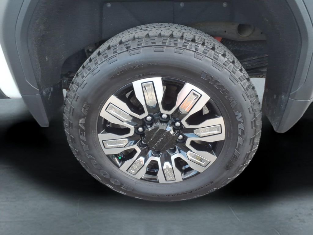 Used 2024 GMC Sierra 2500 Denali w/ Denali Reserve Package image 12