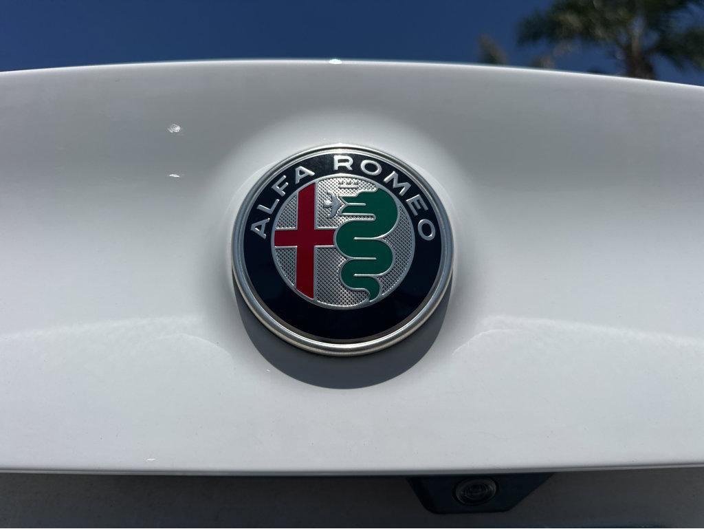 Used 2019 Alfa Romeo Giulia Ti Sport w/ Quick Order Package 22U Sport RWD image 41