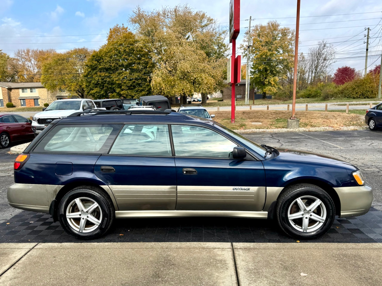 Used 2004 Subaru Outback Wagon image 15