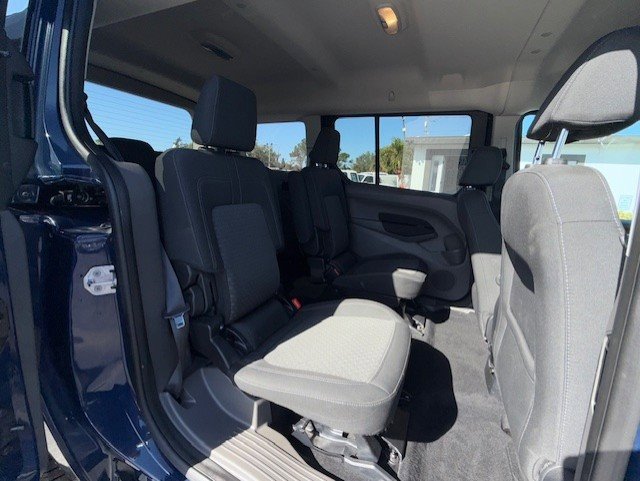 Used 2020 Ford Transit Connect XLT image 20