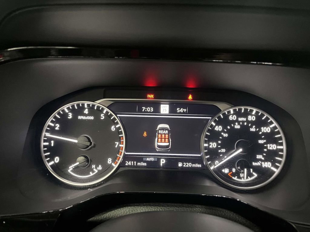 Used 2025 Nissan Pathfinder SL AWD/4WD image 25