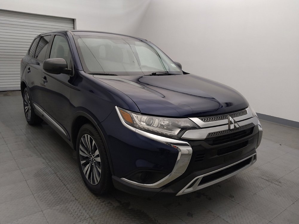 Used 2020 Mitsubishi Outlander ES image 13
