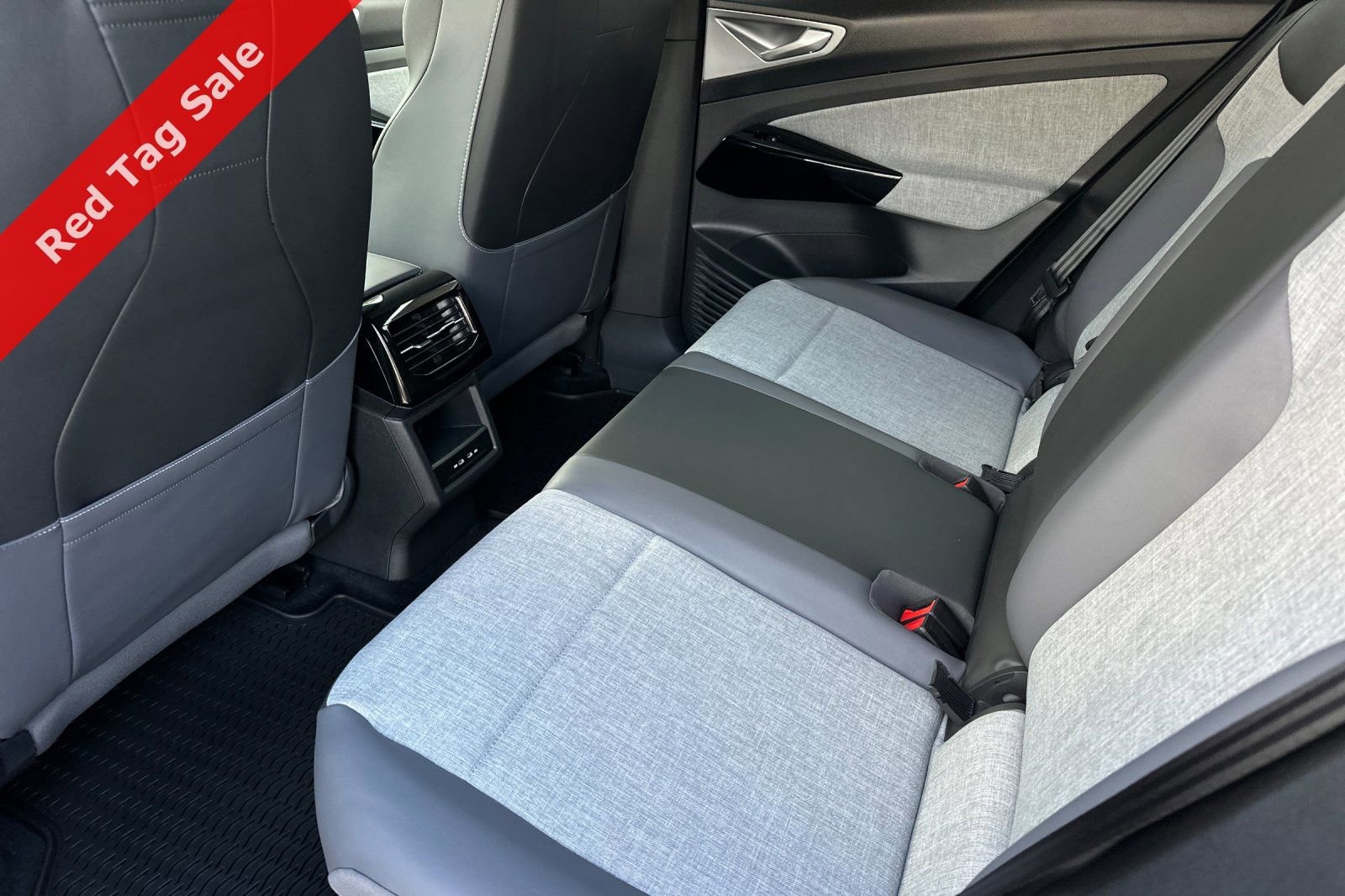 New 2025 Volkswagen ID.4 Pro image 10