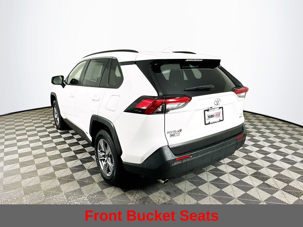 Used 2025 Toyota RAV4 LE image 8