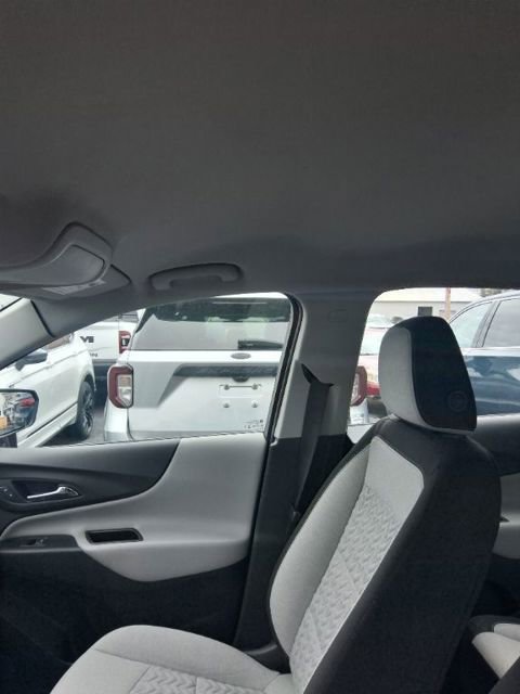 Used 2024 Chevrolet Equinox LS FWD image 4