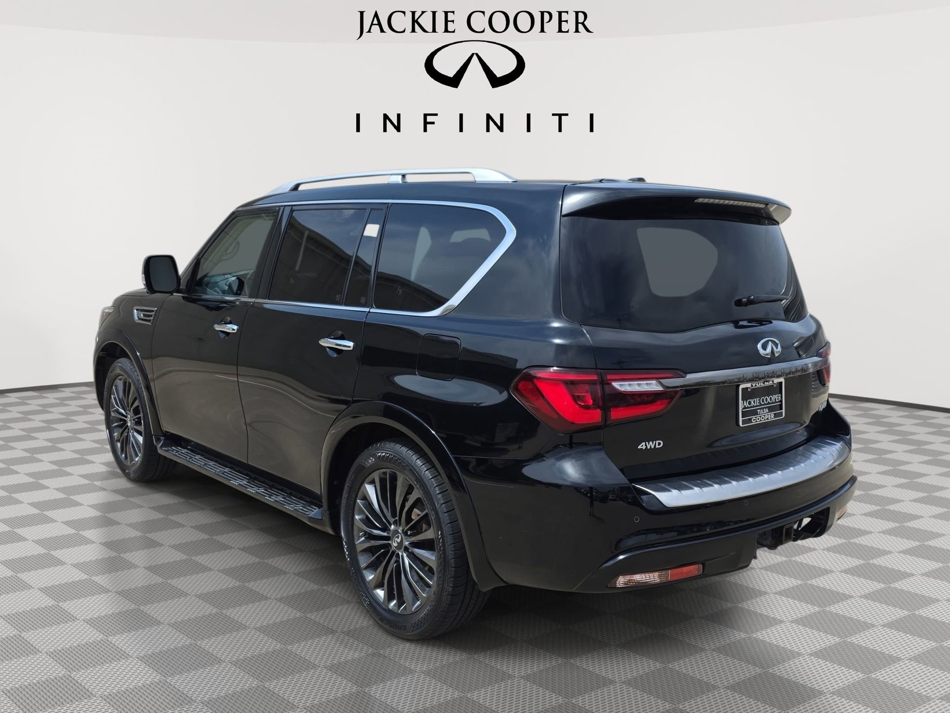 Used 2021 INFINITI QX80 Premium Select w/ All-Season Package image 7