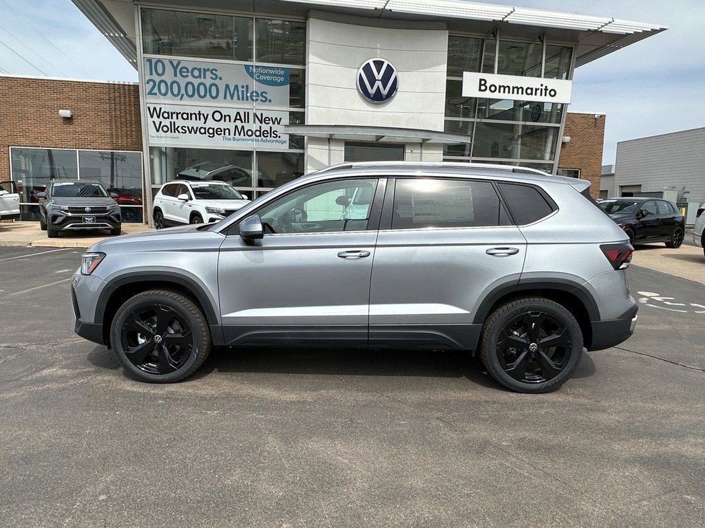 New 2025 Volkswagen Taos SEL image 2