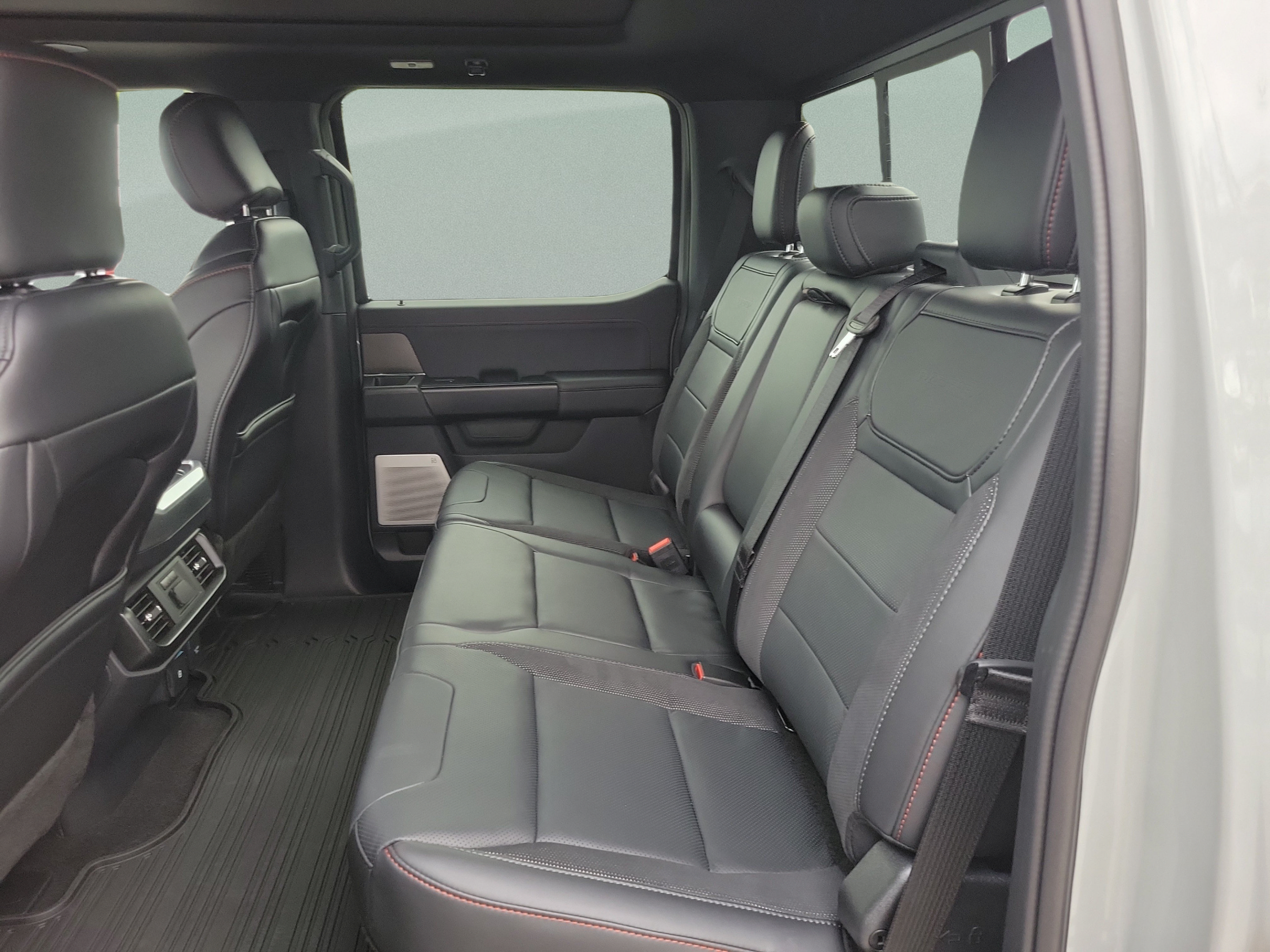 Used 2026 Ford F150 Raptor AWD/4WD image 13