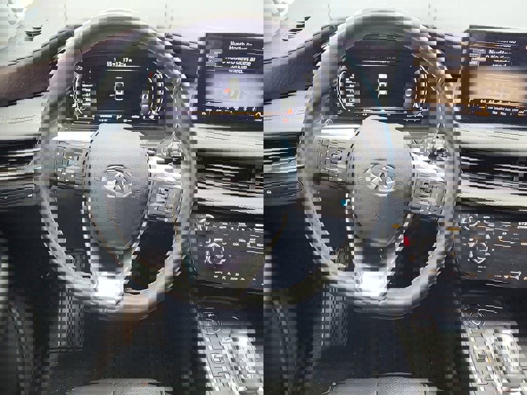 Used 2022 INFINITI QX60 Sensory w/ Cargo Package image 12