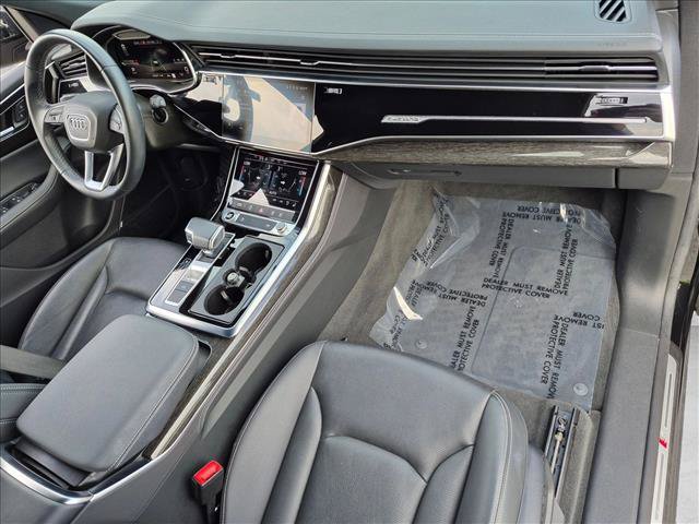 Used 2024 Audi Q8 Premium Plus w/ Premium Plus Package AWD/4WD image 21
