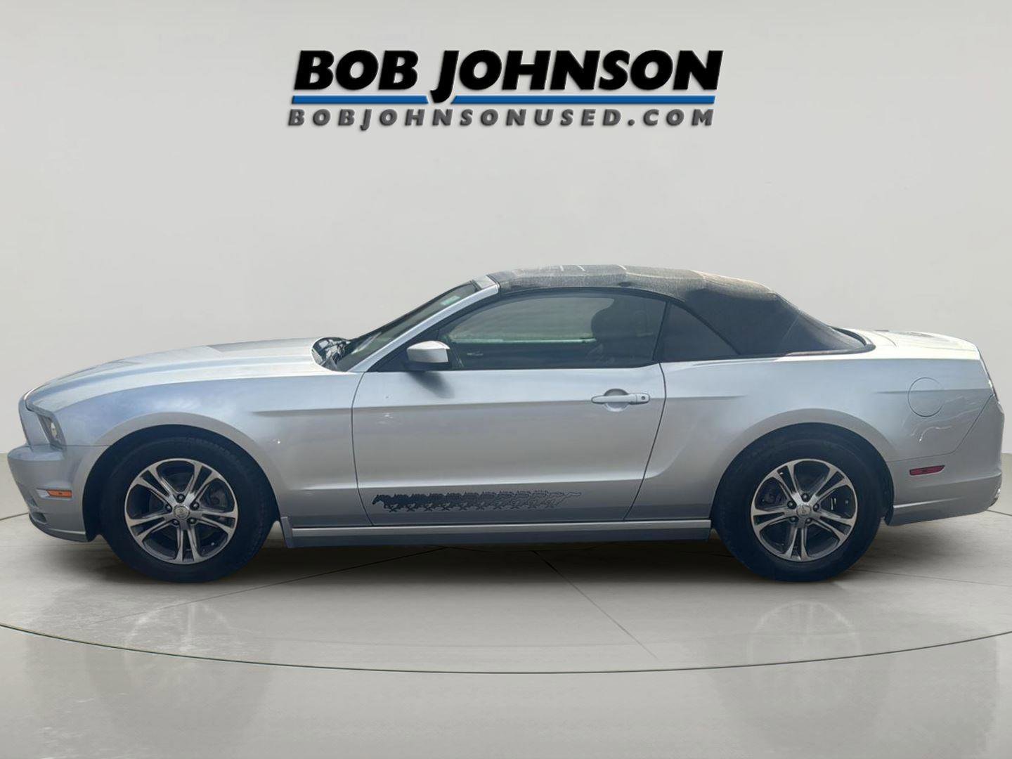 Used 2014 Ford Mustang Premium RWD image 6