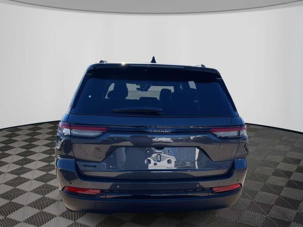 New 2025 Jeep Grand Cherokee Limited image 3
