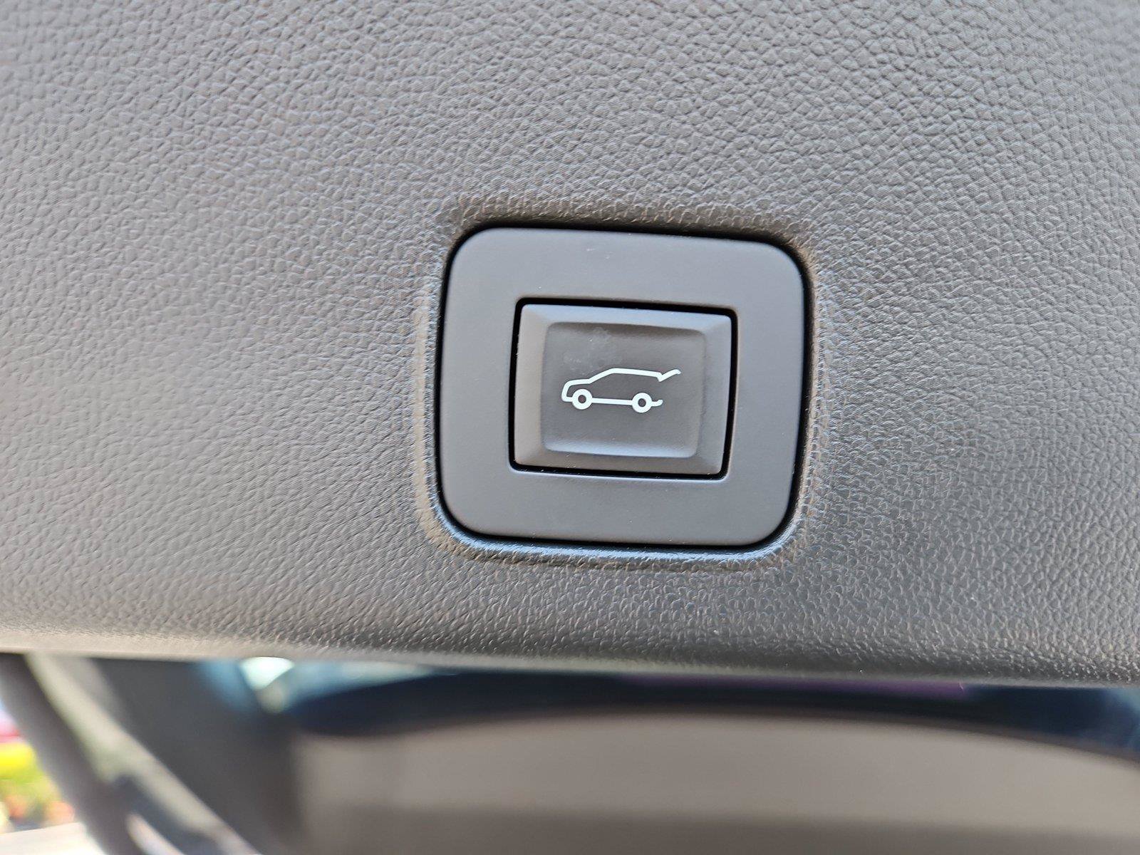 Used 2025 Chevrolet TrailBlazer ACTIV w/ Convenience Package FWD image 9