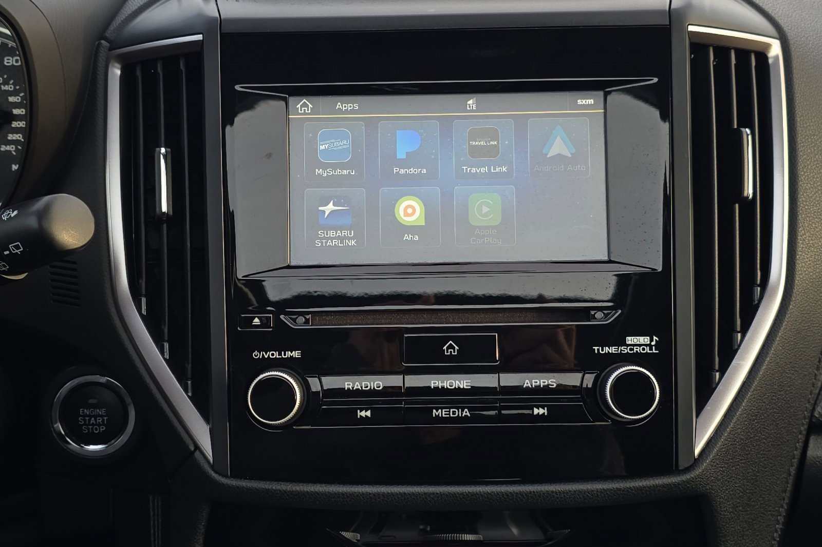 Used 2022 Subaru Forester Premium image 18