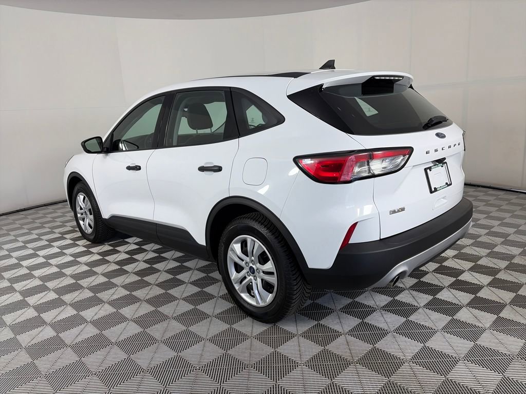 Certified 2022 Ford Escape S image 5