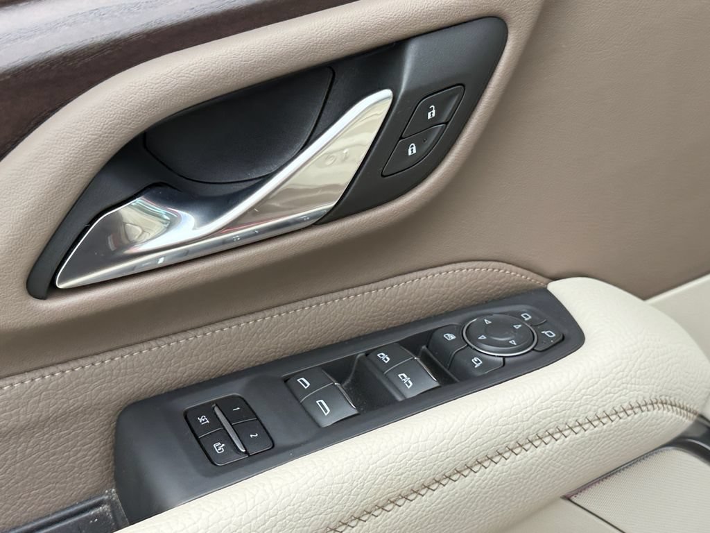 Used 2023 GMC Yukon Denali AWD/4WD image 20