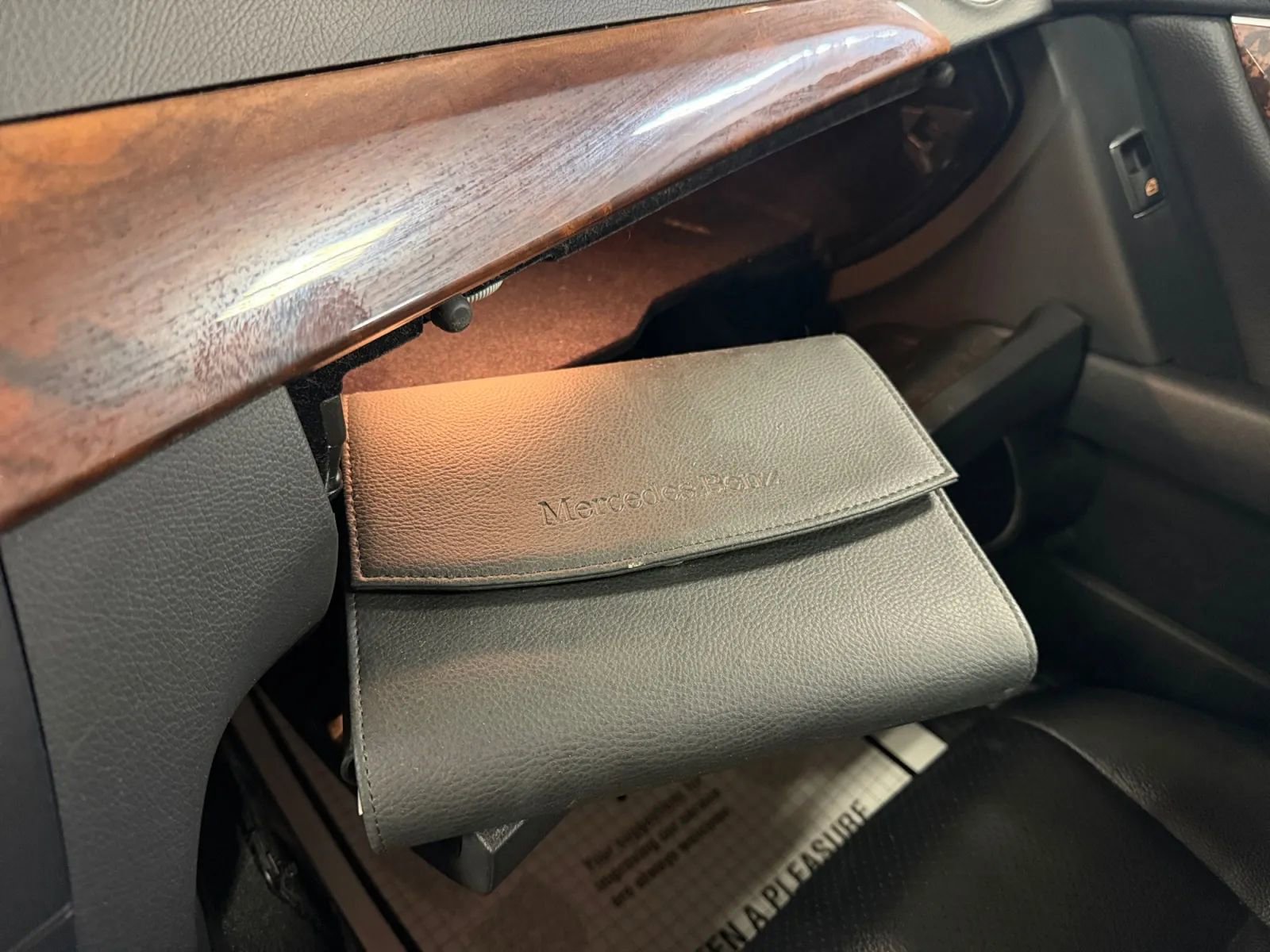 Used 2014 Mercedes-Benz C 300 C 300 4MATIC Sport Sedan 4D image 32