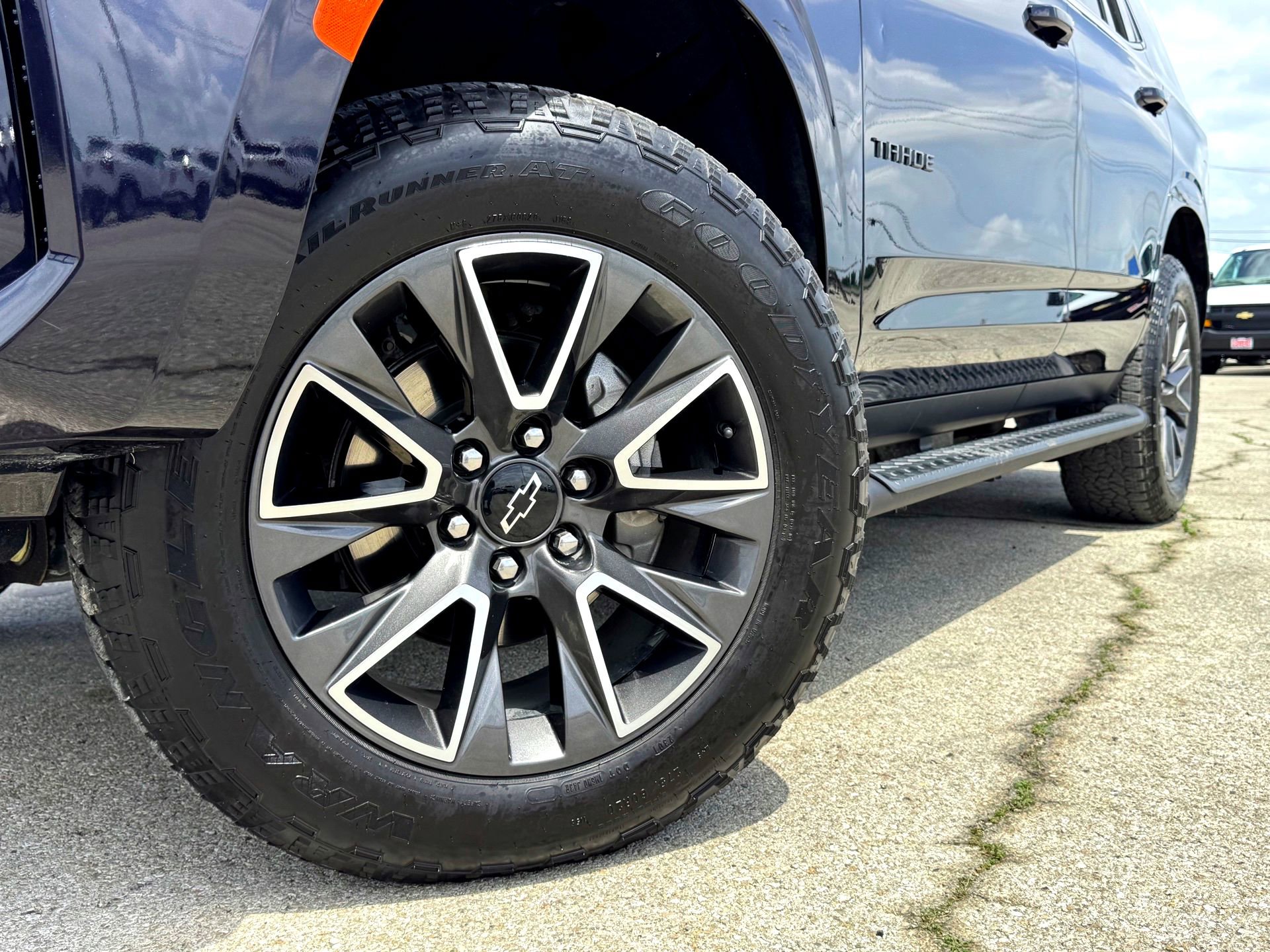 Used 2021 Chevrolet Tahoe Z71 w/ Rear Media and Nav Package image 2