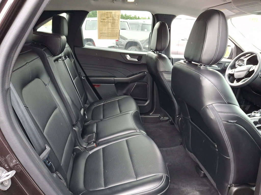 Used 2023 Ford Escape Platinum AWD/4WD image 15