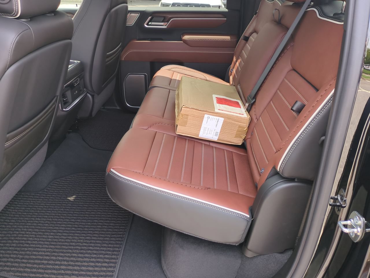 New 2026 GMC Sierra 2500 Denali Ultimate AWD/4WD image 26