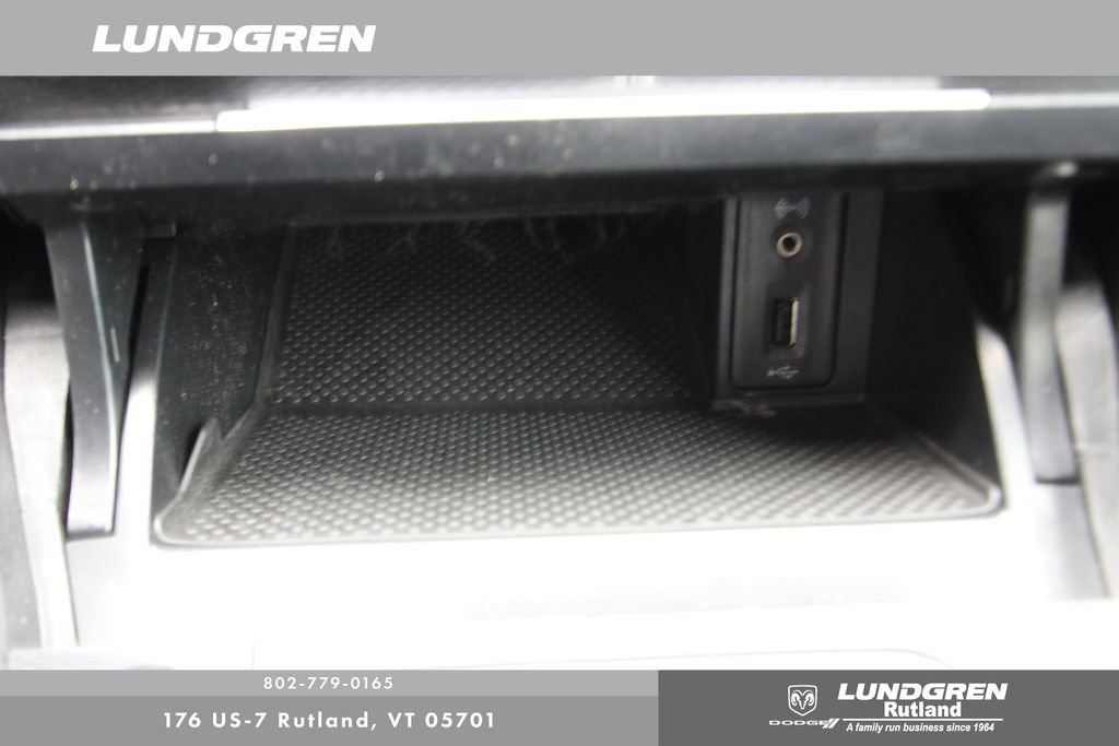 Used 2017 Volkswagen Golf 4-Door image 21