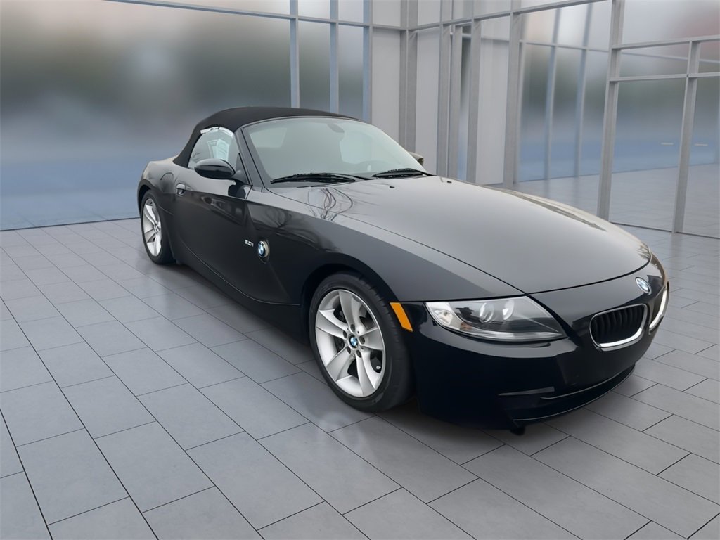 Used 2006 BMW Z4 3.0i image 2