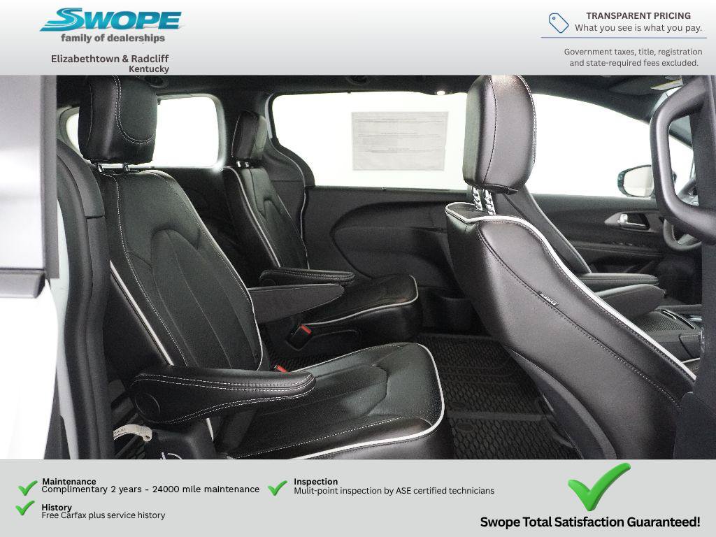 New 2027 Chrysler Pacifica Limited w/ S Appearance Package AWD/4WD image 24