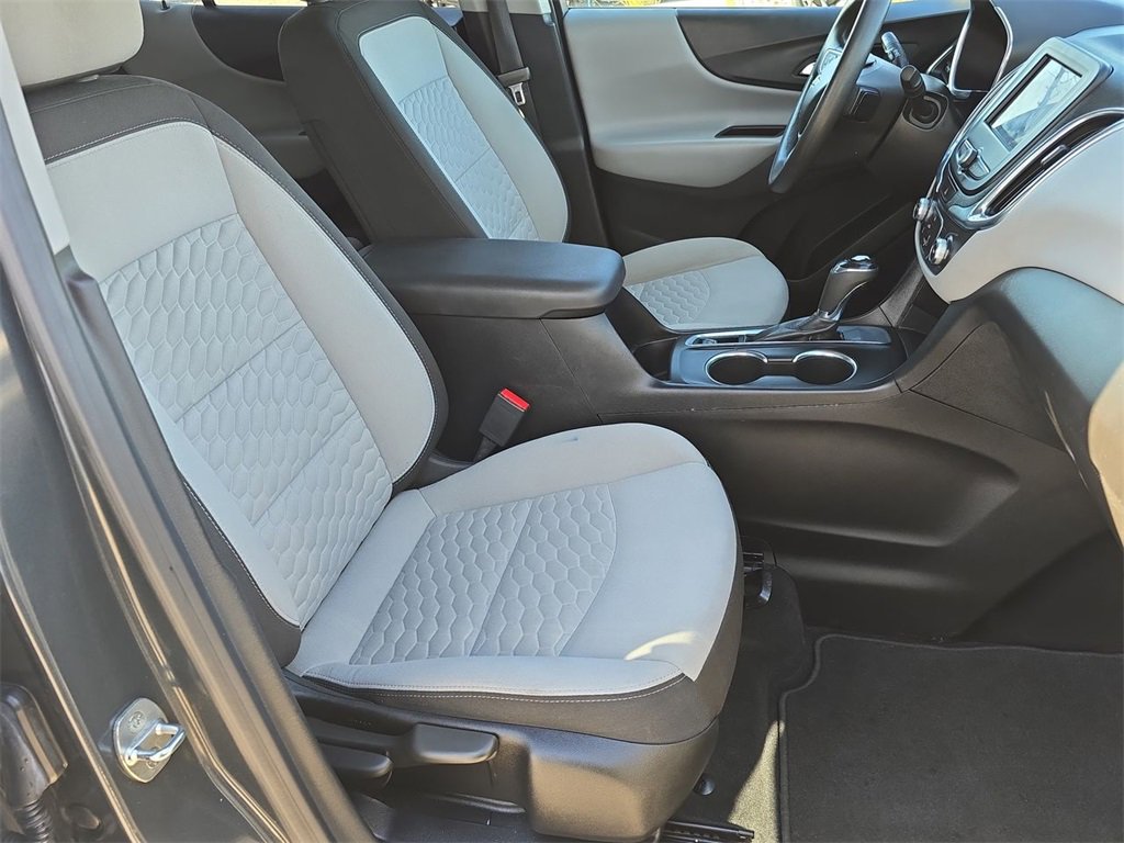 Certified 2020 Chevrolet Equinox LS w/ LS Convenience Package image 29